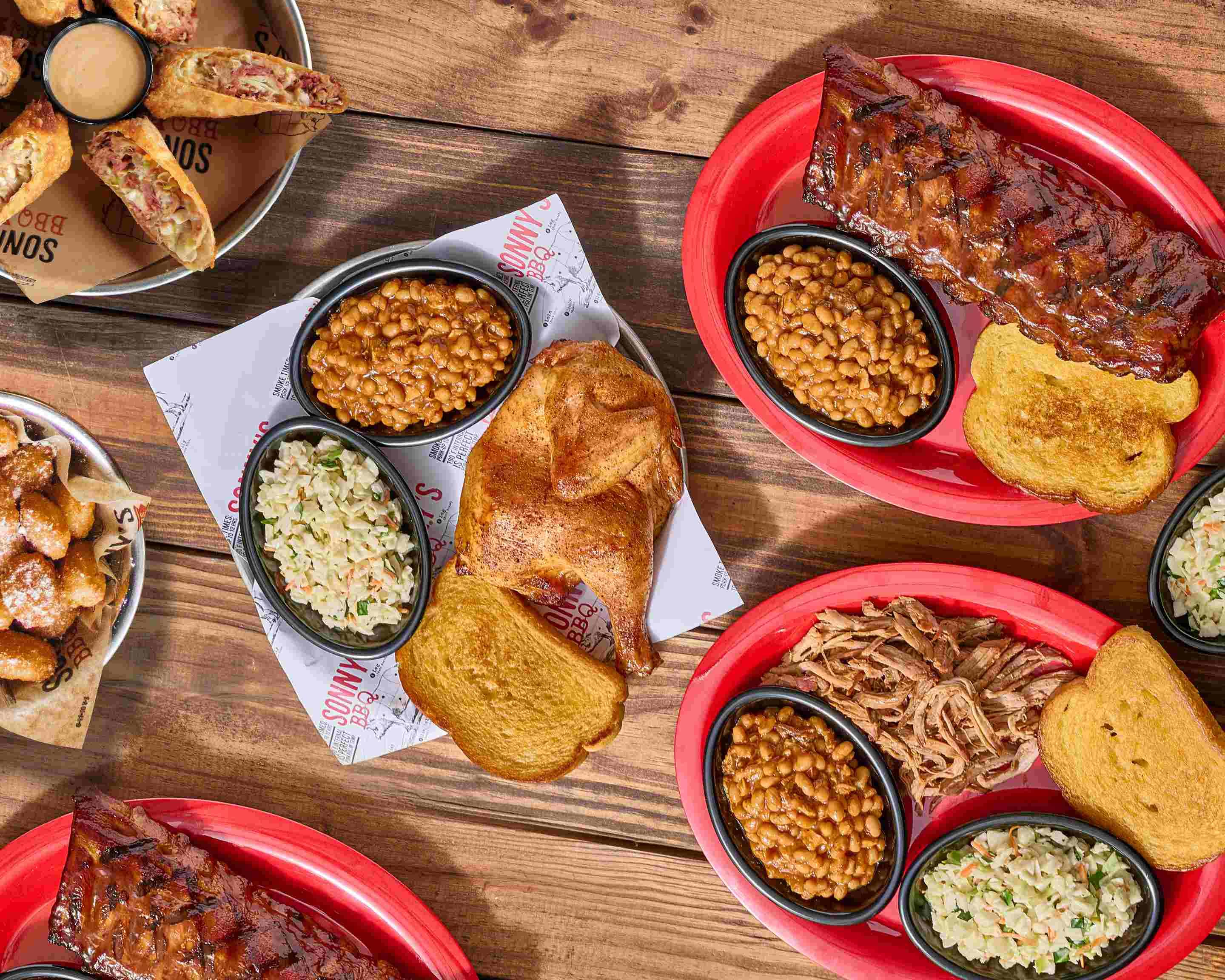 smoked meat platter at Ronnie's Q